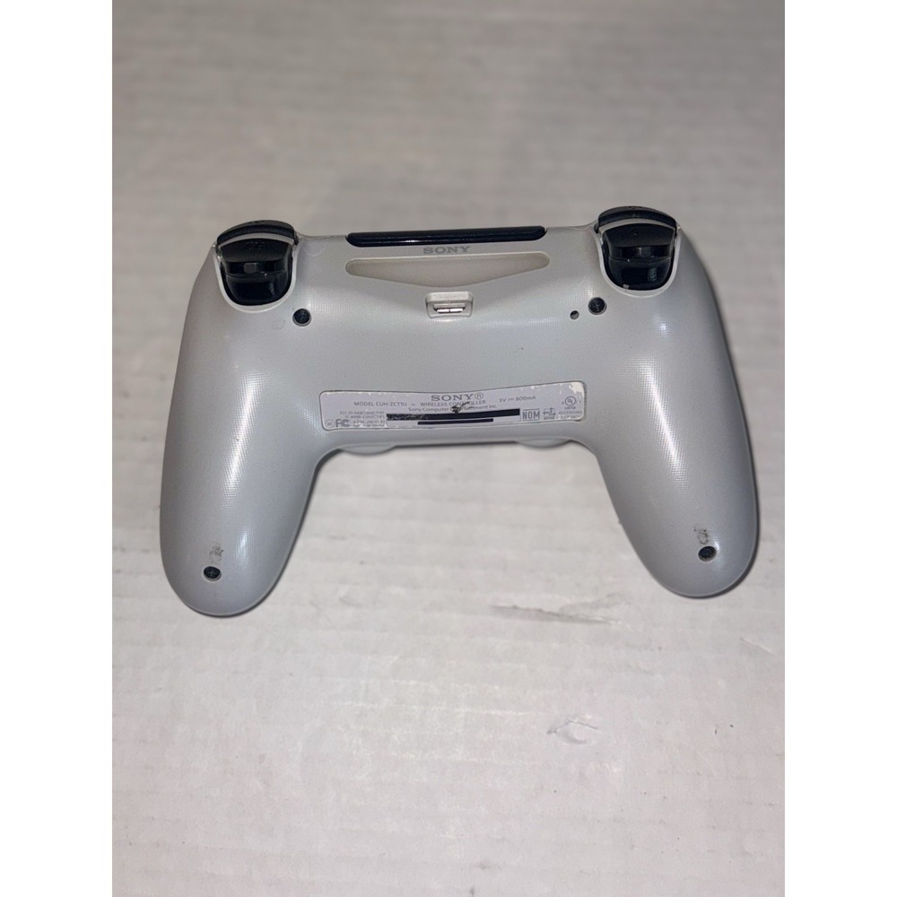 Sony PlayStation 4 DualShock Wireless Controller Not Working, FOR PARTS - Picture 2 of 2